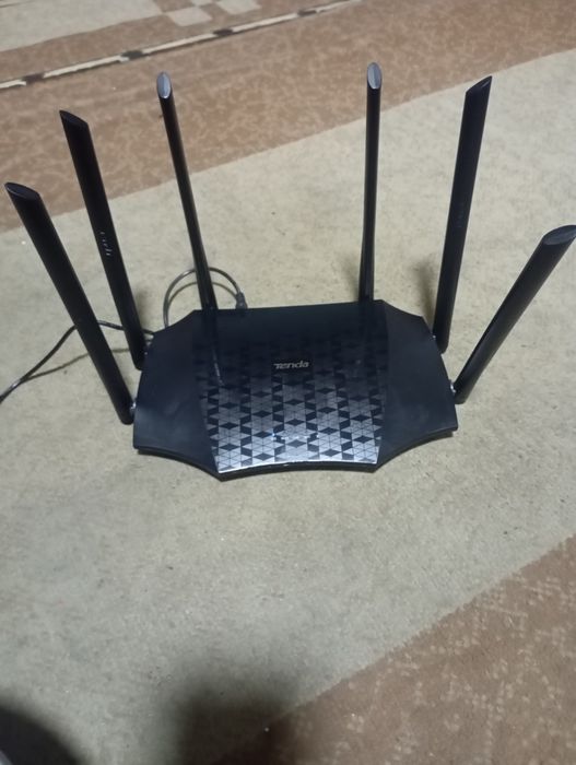WiFi router Tenda AC21 гигабитный