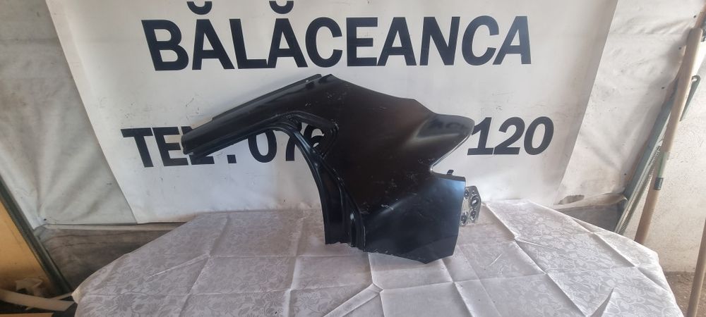 Aripa stanga spate renault Megane 4 hatchback