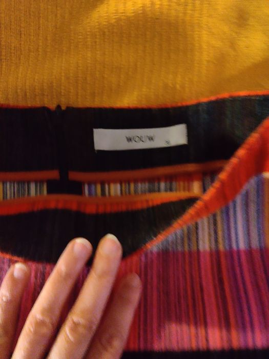 Дамска вълнена пола