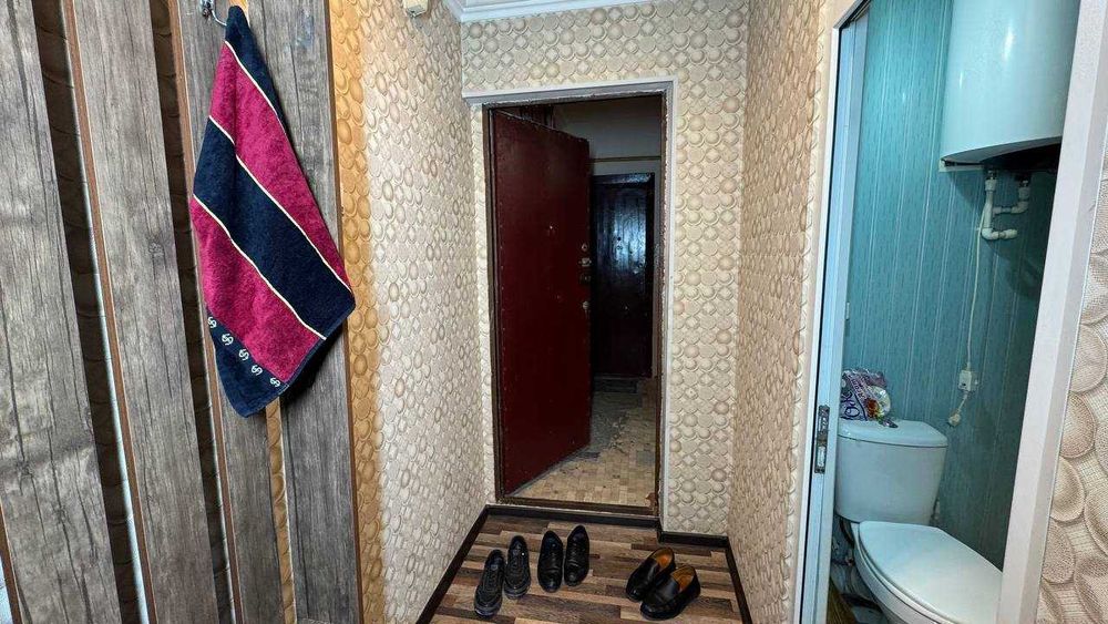 Фрунзиски Макро супермаркет 1қаватда 2хонали квартира сотилади ID:1442