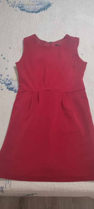 Rochie roșie pentru Revelion, mărimea S