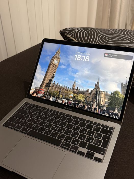 Macbook Air 13 (2020)