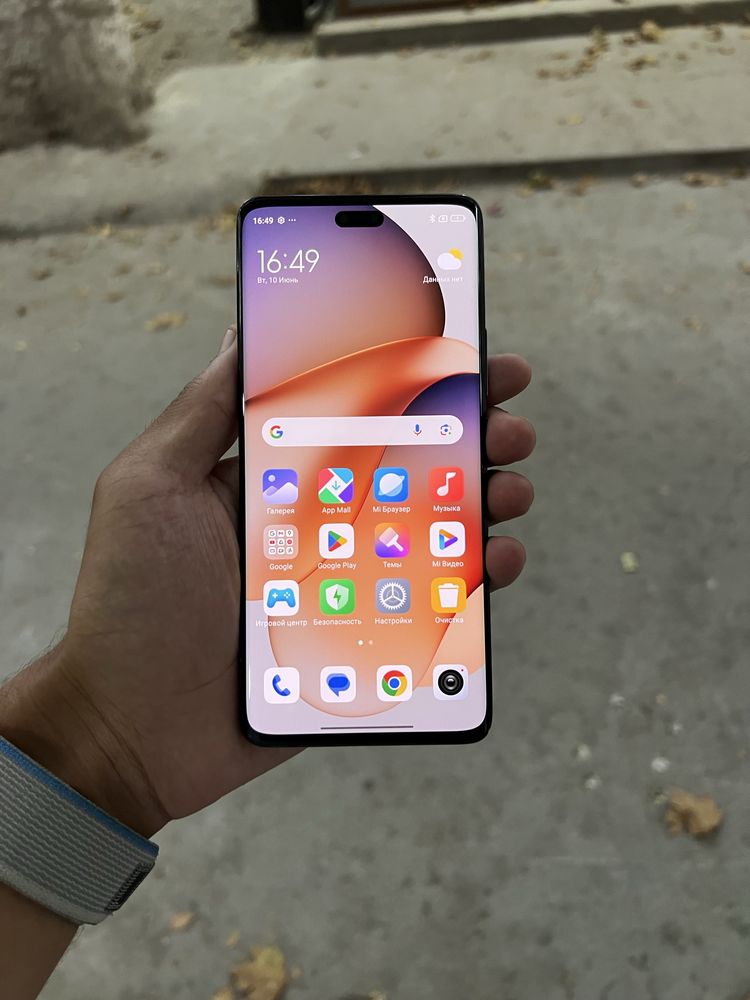 Xiaomi 13 lite.