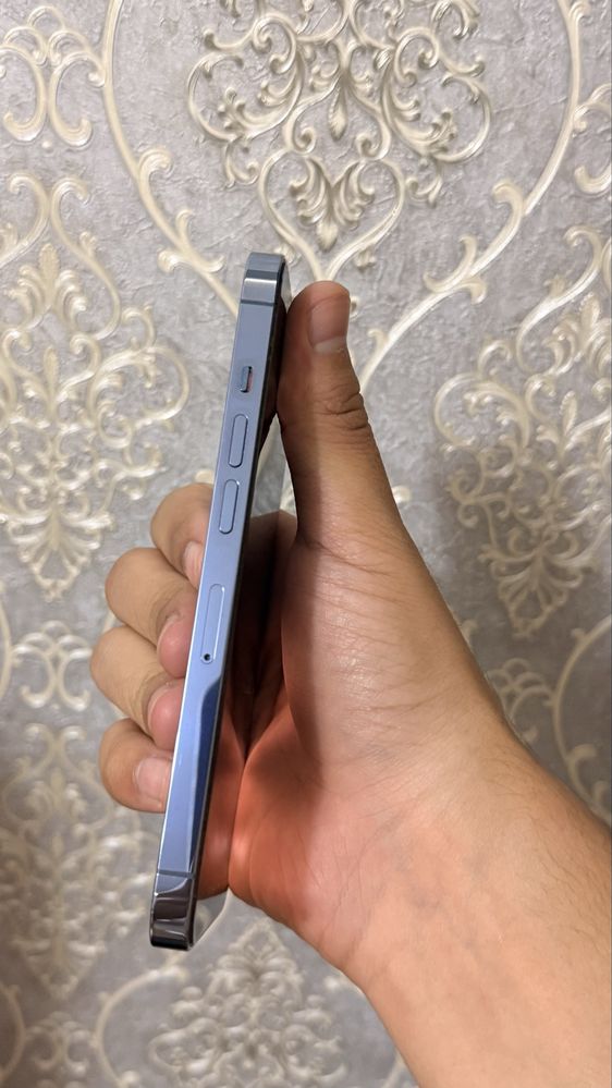 Iphone 13 pro ayfon 13 pro 256gb blue sotiladi aybi yo face ishlidi