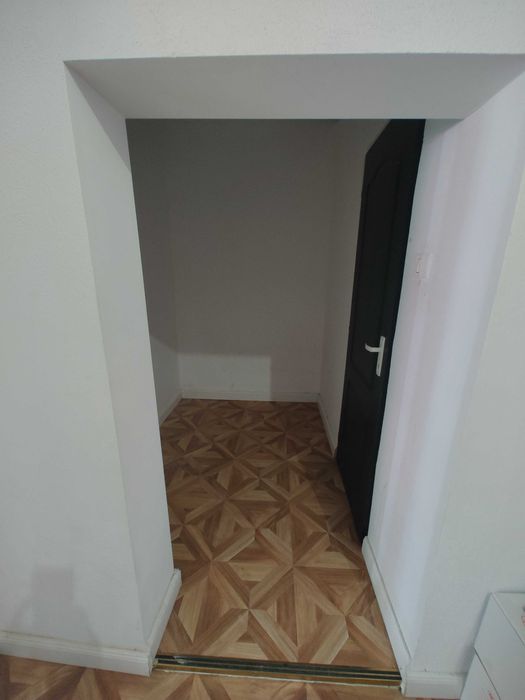 Inchiriem spatiu comercial central 110mp