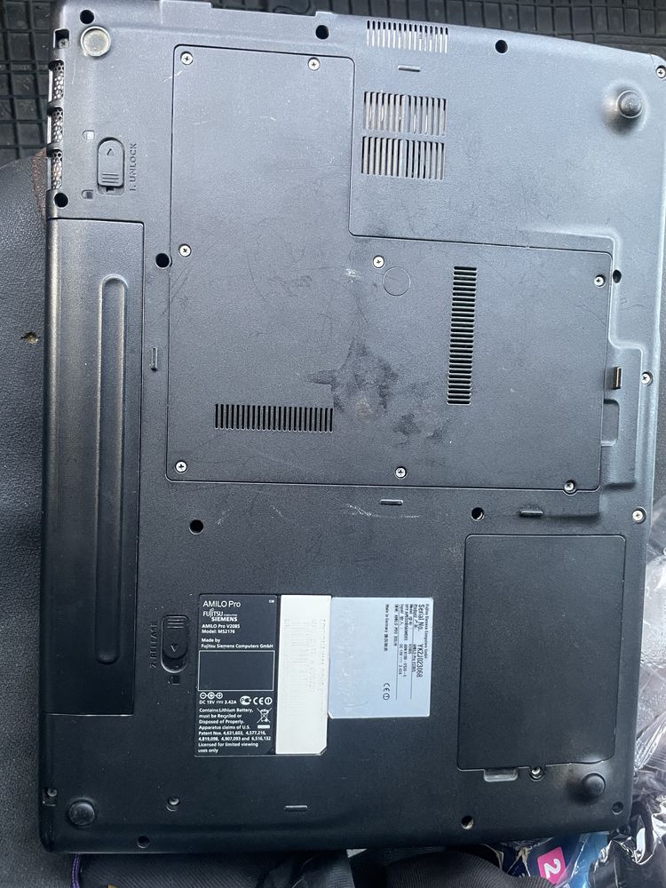 Лап Топ Fujitsu Siemens 50 лв.