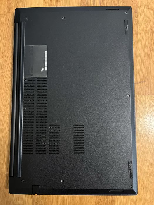 Laptop Lenovo E15 15.6” inch, procesor i5-10210U Full HD