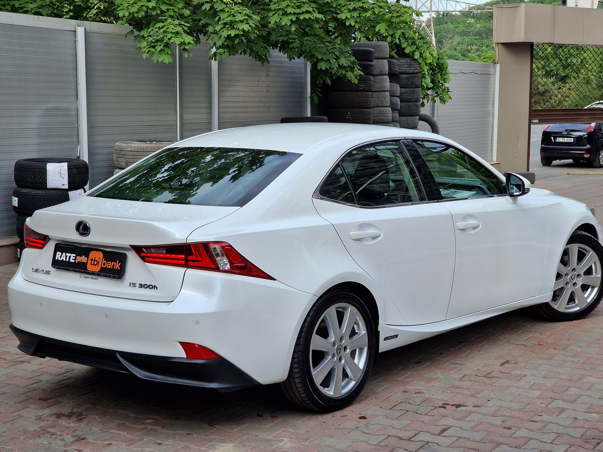 Lexus Is 300 H 2013 hybrid garantie rate