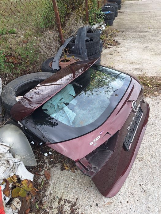 Заден Капак Със Стъкло За Nissan Qashqai J12  от 2021-2025 Година