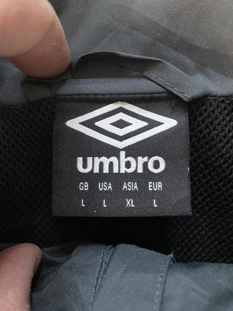 Geaca Umbro primavara-toamna