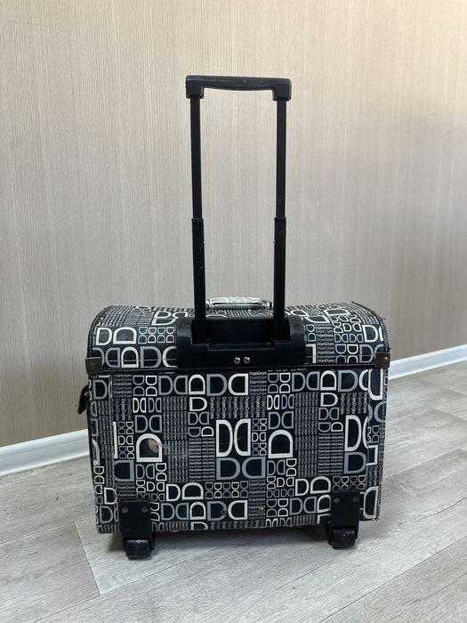 Чемодан для парикмахера , кейс для мастеров