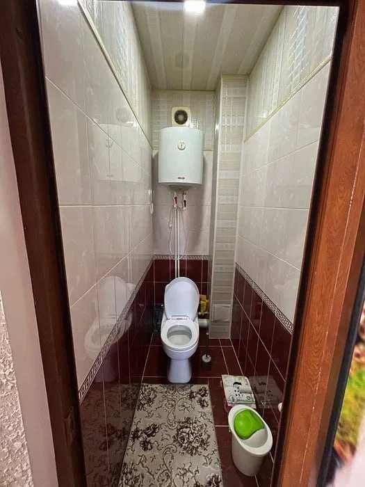 Янги домдан 3 хонали 2 каватдан квартира сотилади 5 микрн