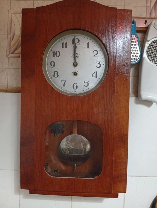 Часы СССР механические и на батарейках