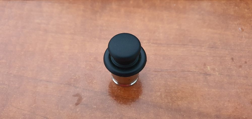 Bricheta auto 12 v (de la Dacia)