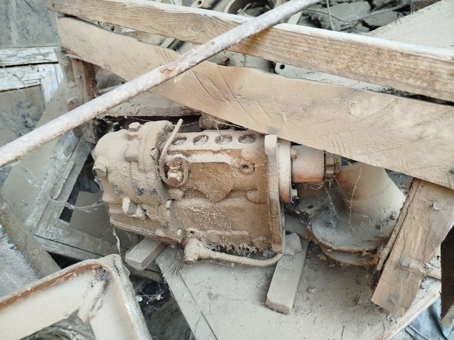 Traktor sotiladi jihozlari bilan birga, oladigan qiziqadigan keishi mn
