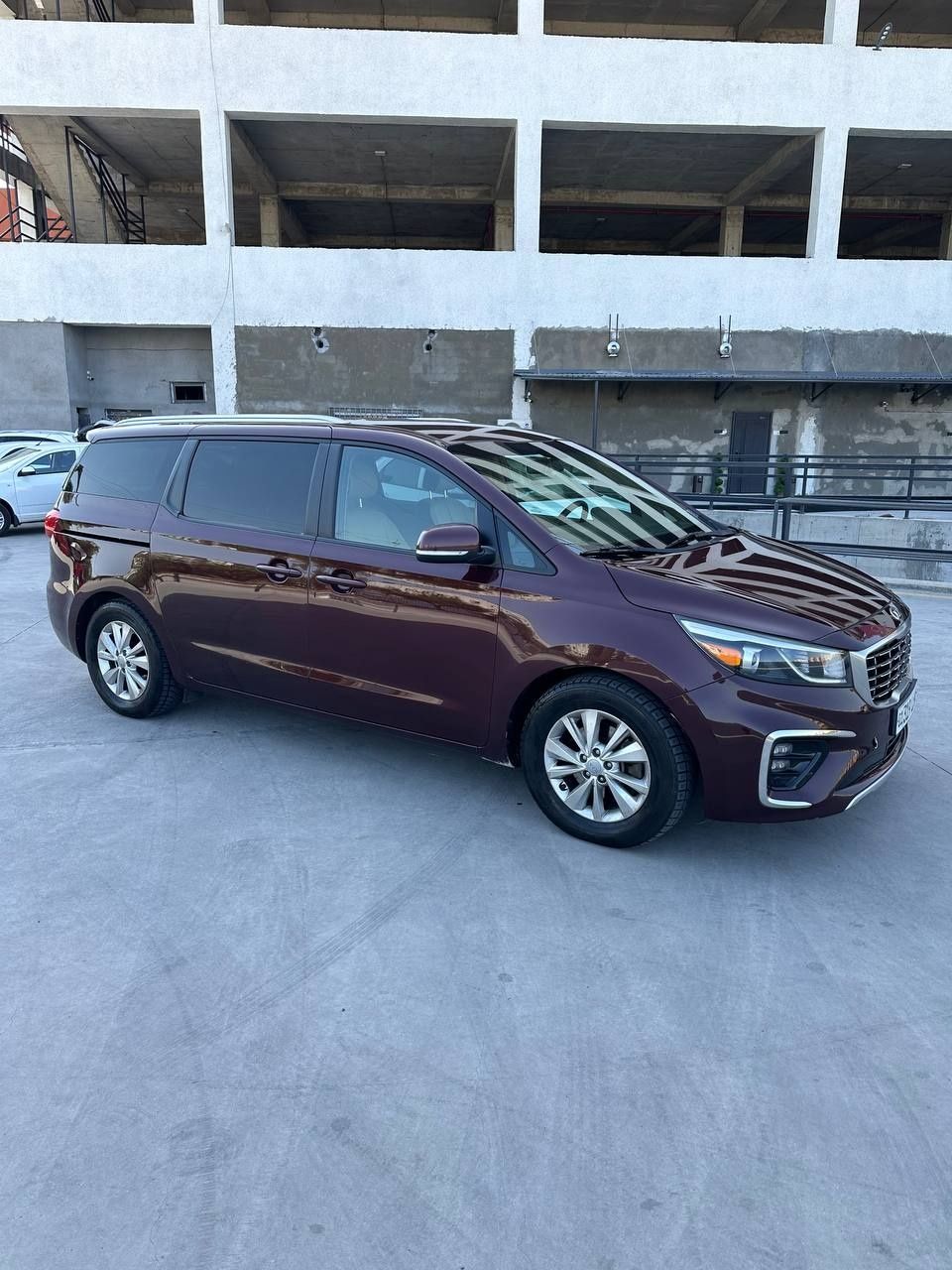 Продается Kia Sedona