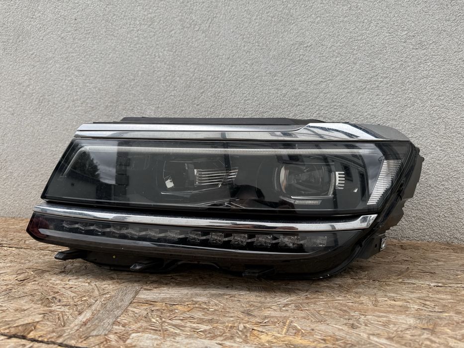 Far stanga VW Tiguan 2 Full LED Original Europa