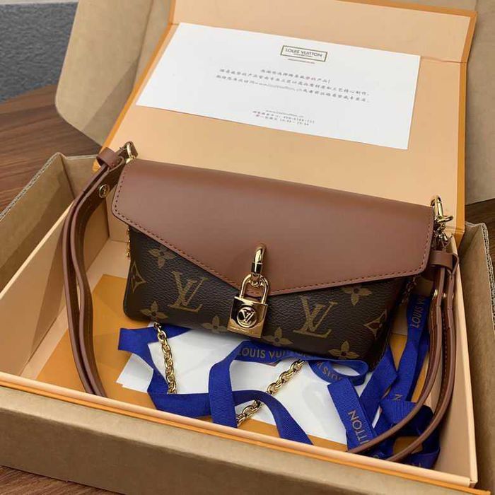 LV черен ключалка на каишка ръчна чанта фузия класически Monogram