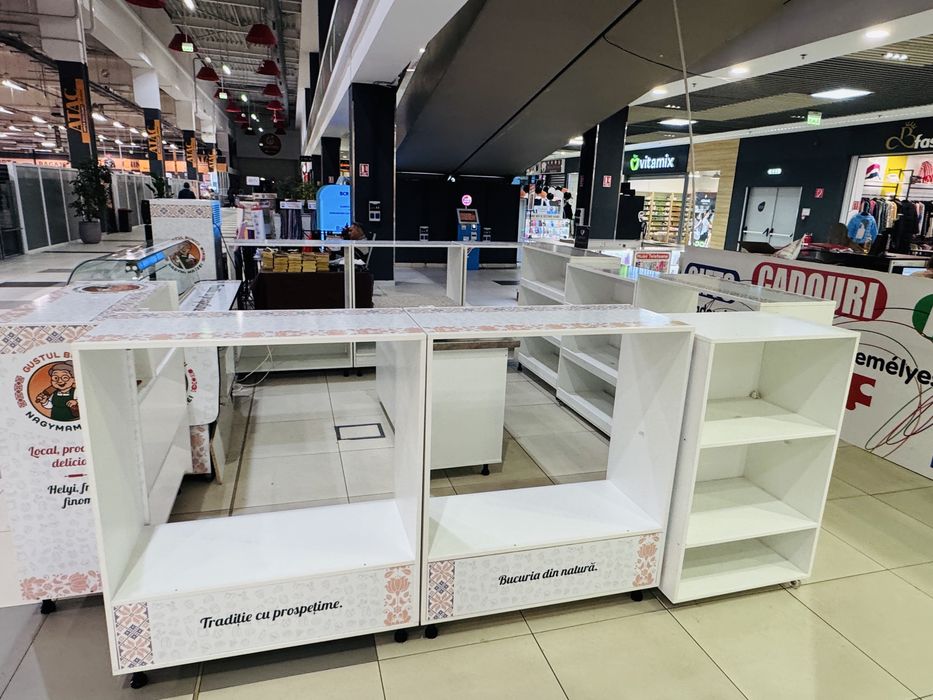 Anunț de vânzare – Stand complet pentru magazin producători locali
