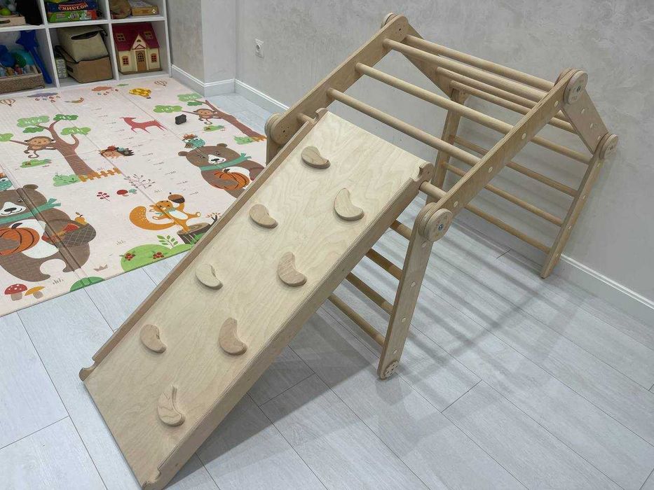 Детский спорткомплекс пиклера. Треугольник и горка-скалодром