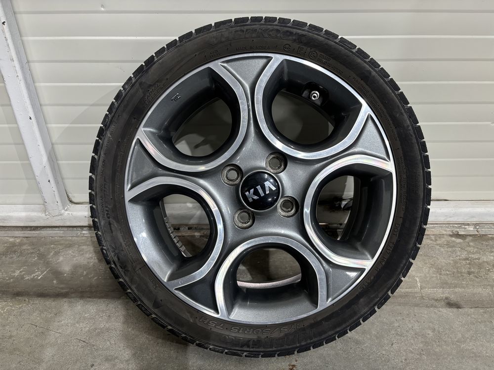 Jante 15 4x100 cu anvelope Originale KIA Picanto Hyundai