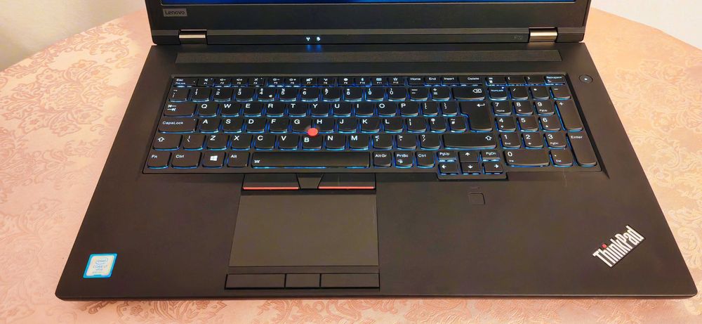 ThinkPad P72/Core i7-8850H/16GB RAM/256G SSD/Quadro P2000 4GB/17.3 IPS
