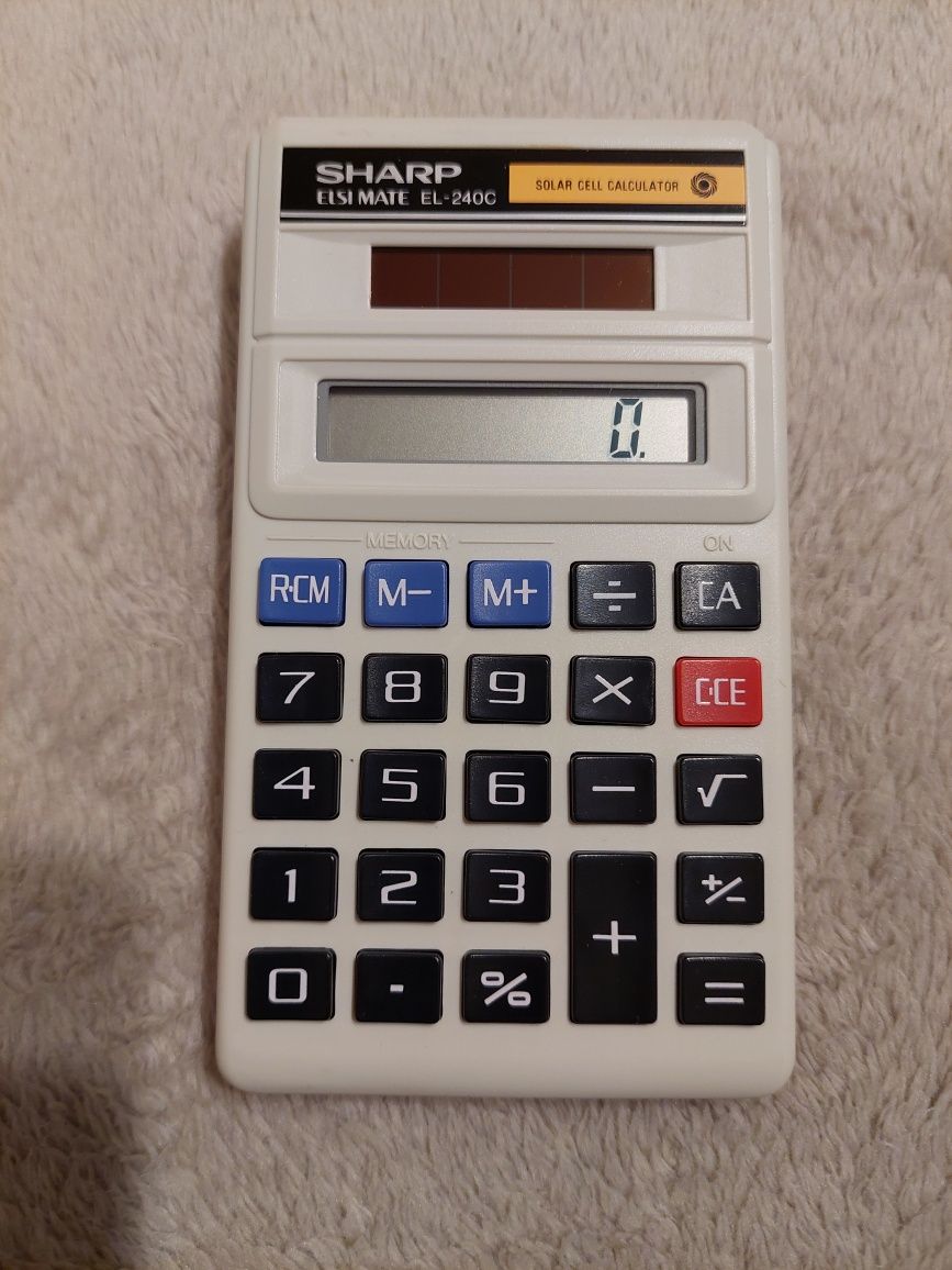 Calculator de buzunar solar Sharp vintage