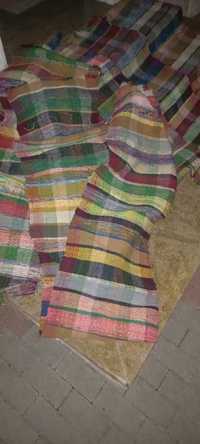Țesături tradiționale taranesti, cusute manual