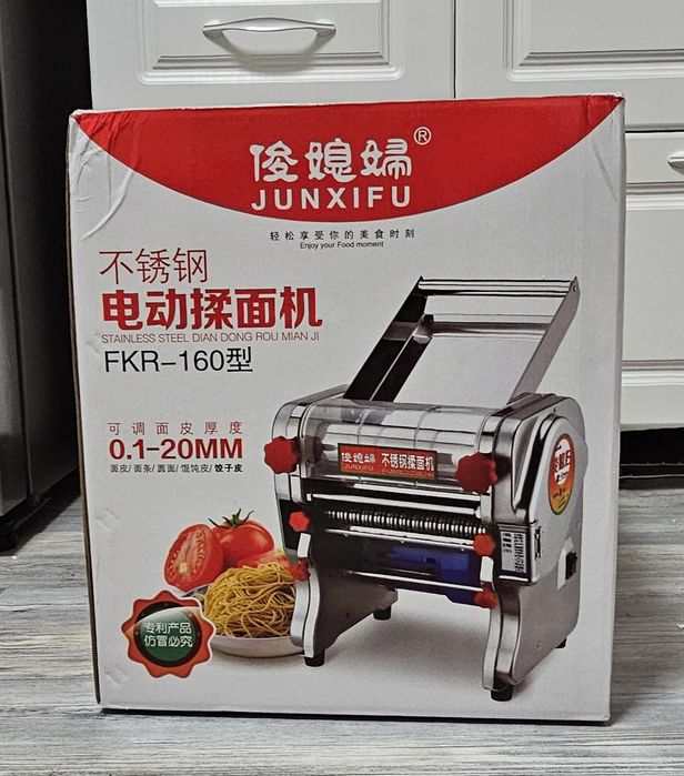 Тестораскатка лапшарезка электрическая