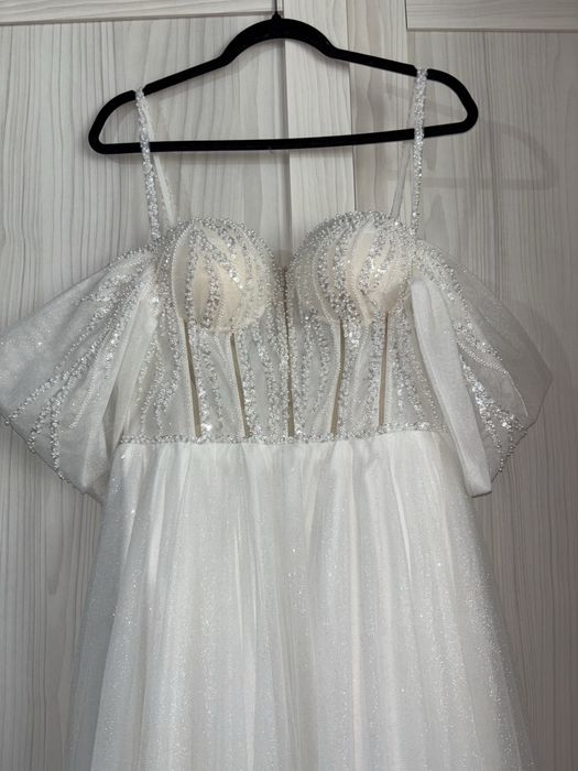 Rochie mireasa cu sclipici