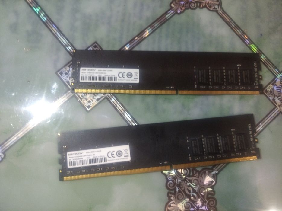 Продам оперативную память Hikvision DDR4