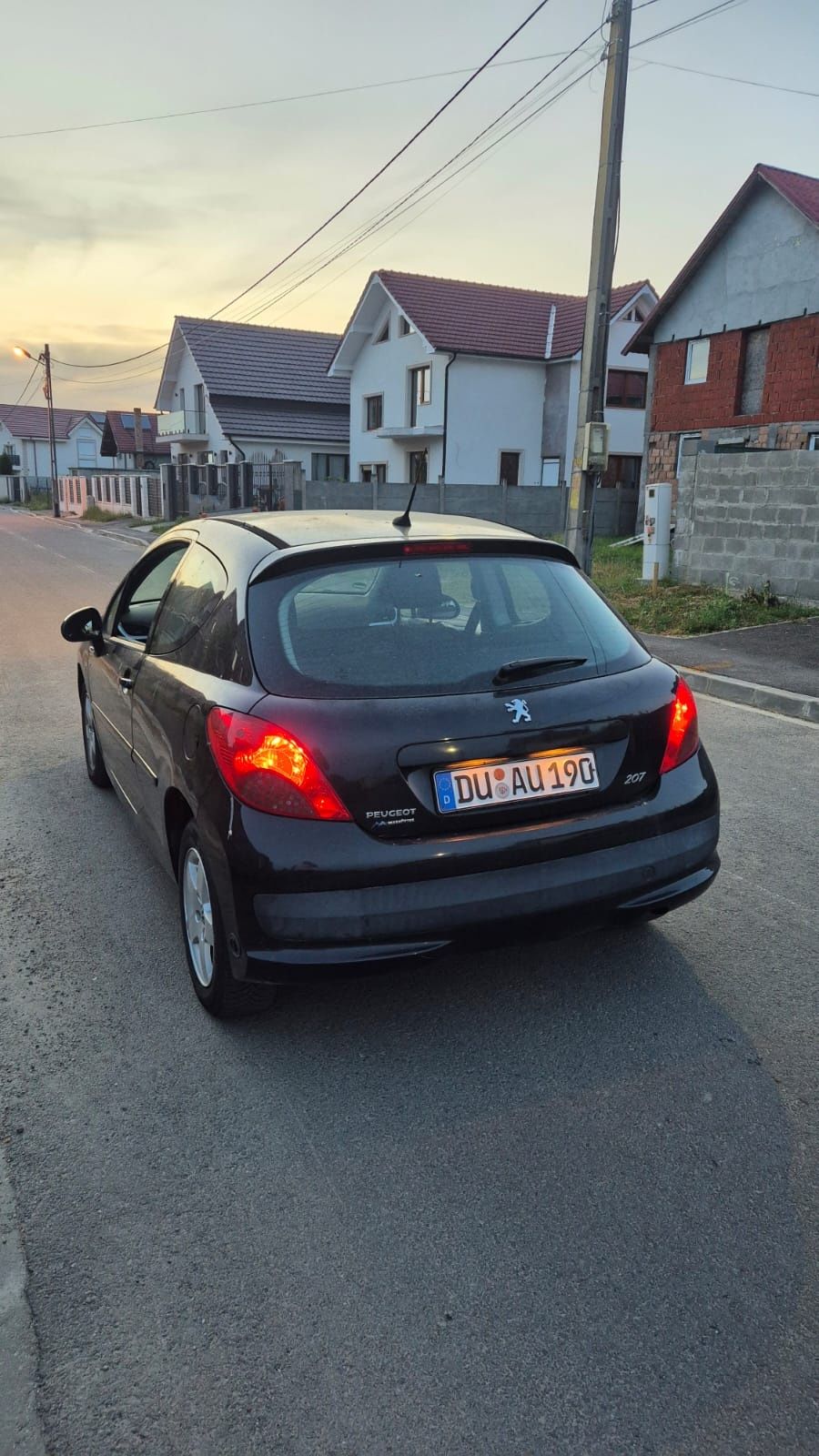 Vând Peugeot 207