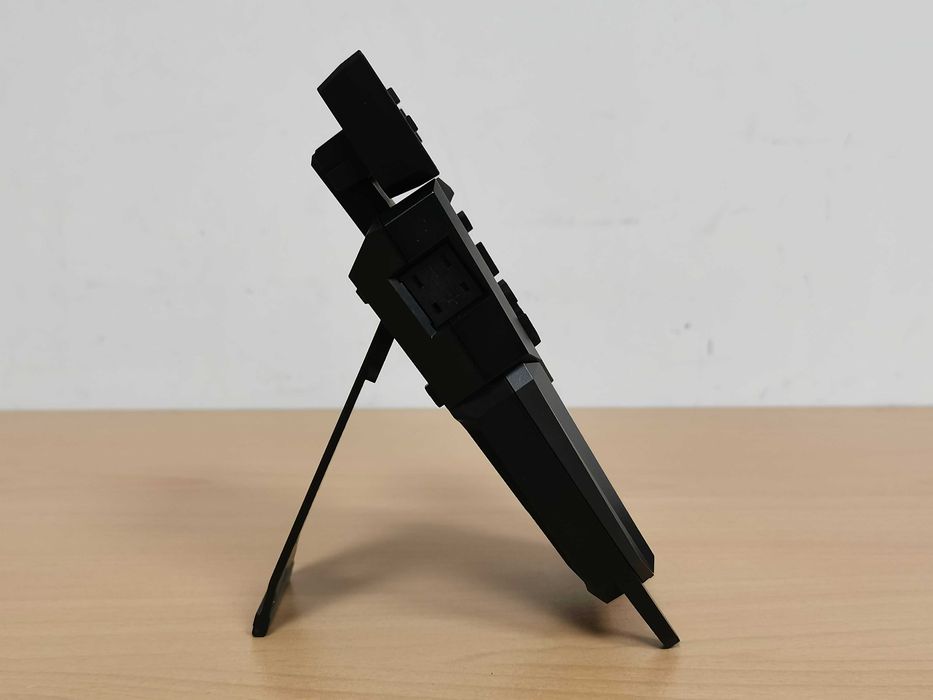 Asus OC Panel и стойка за монтаж