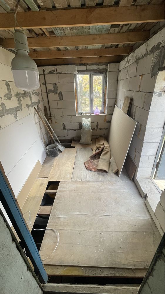 Продам дачу , в Кибрайском р-не поселок майский СВТ Звездочка
