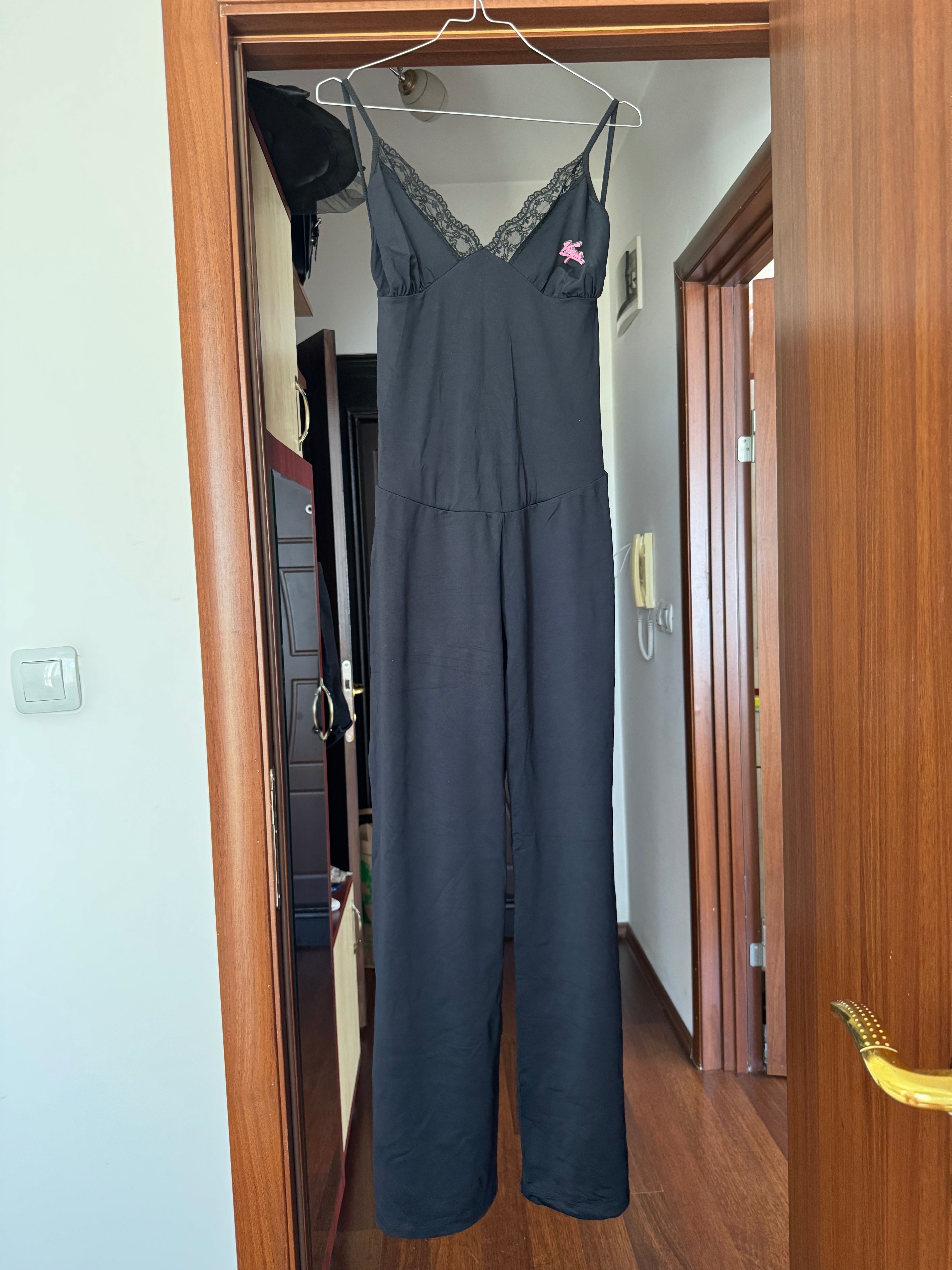 Секси Virgin wear гащеризони с гол гръб, шити в Италия. Чисто нови!