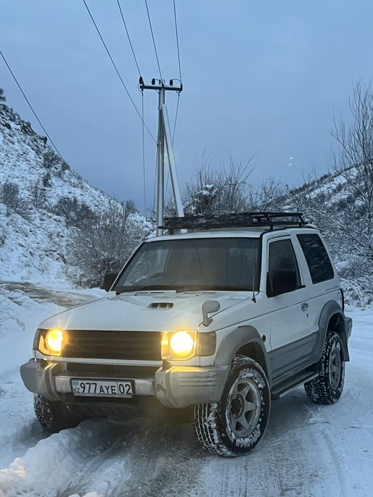 Mitsubishi Pajero 1996