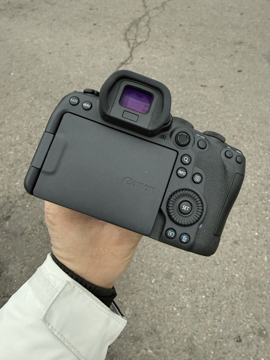 Canon R6 24-105mm STM ,