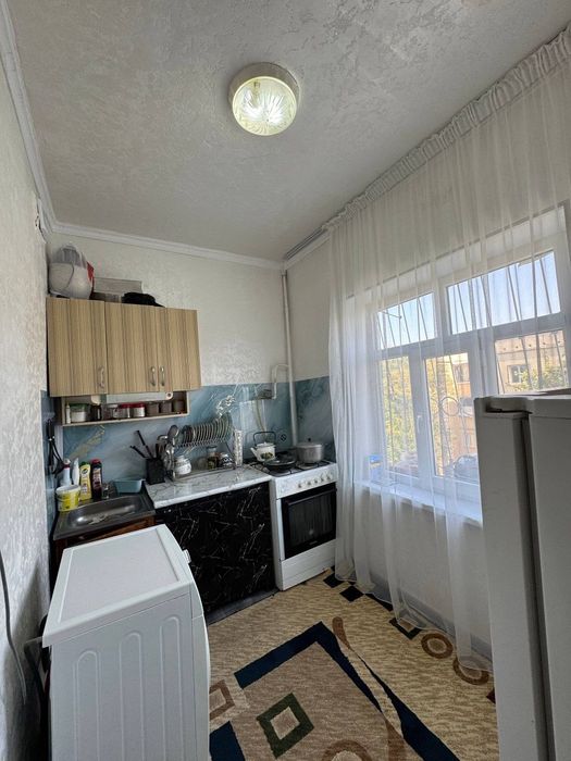 1/5/5. Сергели 2. Квартира 38 м², с ремонтом. Можно под ипотеку.