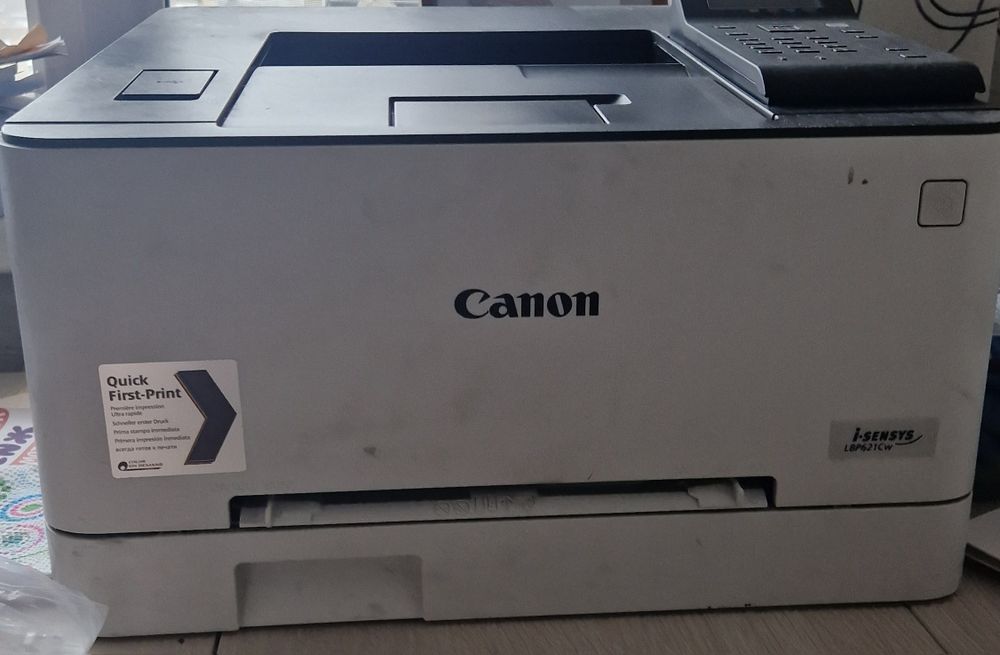Продам принтер CANON lbp621