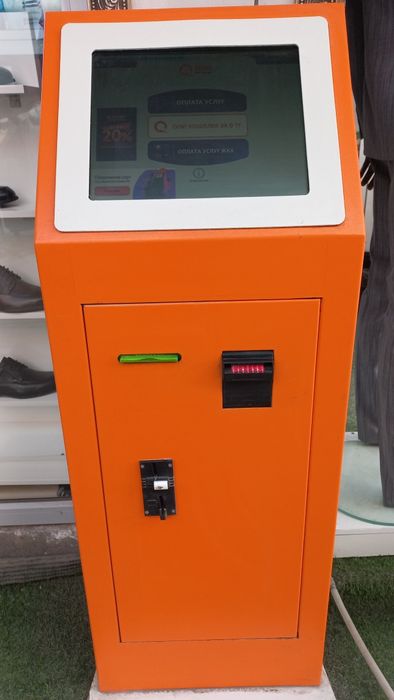 Платежный Терминал Qiwi  Киви Касса 24
