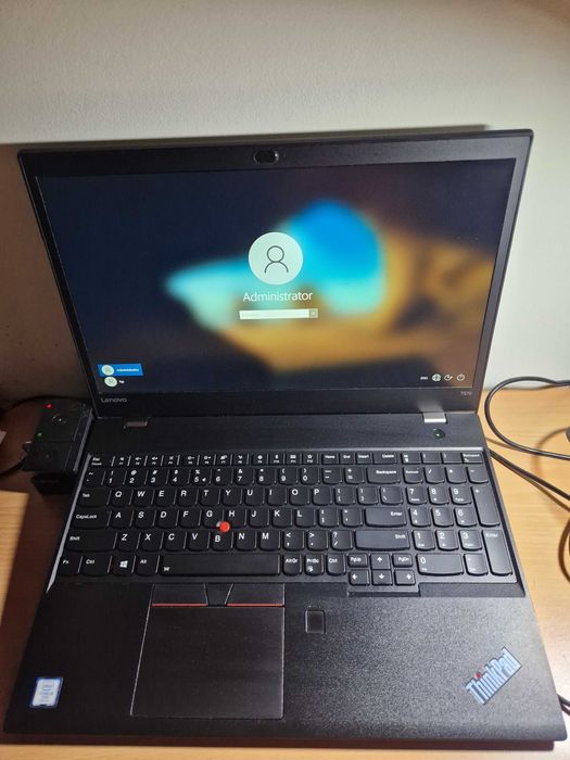 vand laptop Lenovo T570, 32GB RAM, docking station, incarcator 666 lei