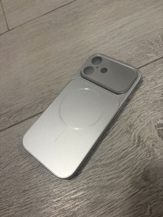 Husa iPhone 17 aspect 17 Pro