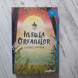 Carte Insula Orfanilor de Lauren Snyder