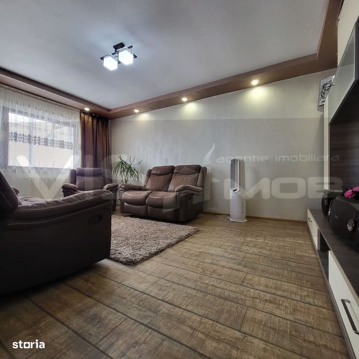 Apartament 3 camere - Zona de jos