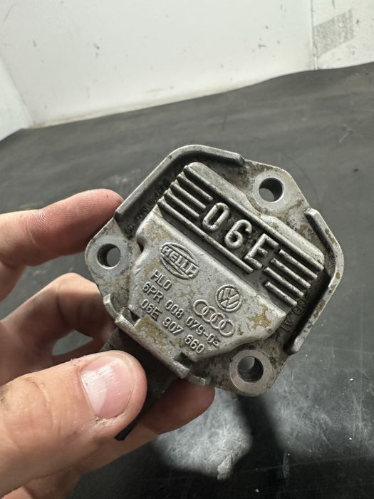 Senzor nivel baie ulei Audi A3 2.0 TDI BKD 1.9 TDI 06E907660