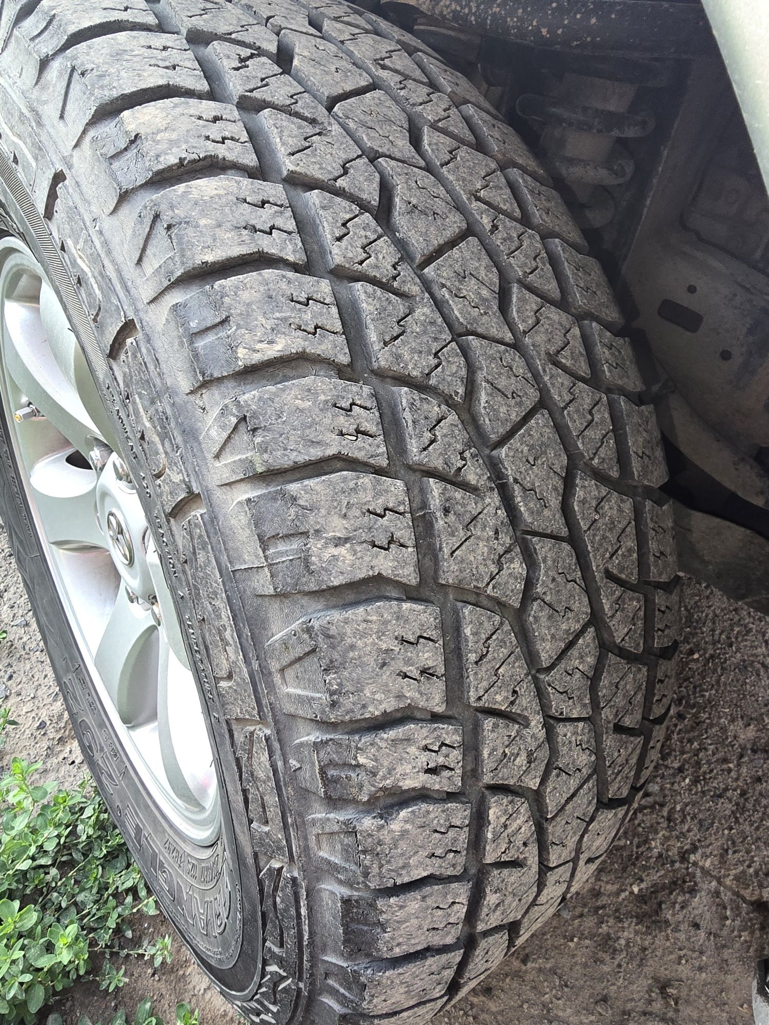 Triangle 265/65 R17 пара