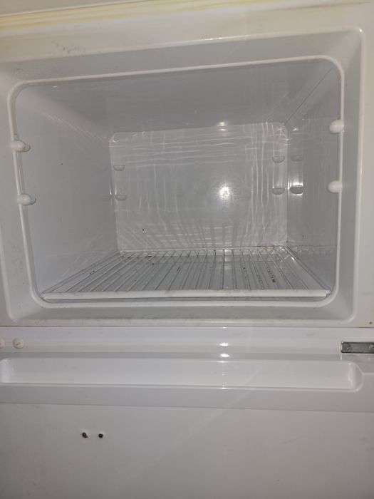 Aragaz si frigider funcționale