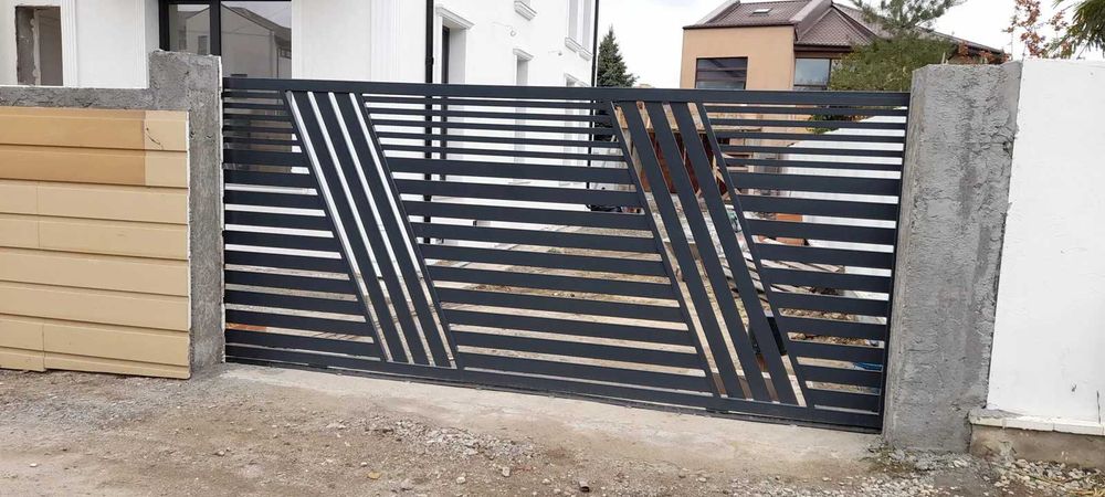 Garduri de diferite modele (panou stil jaluzele, sipca metalica tabla)