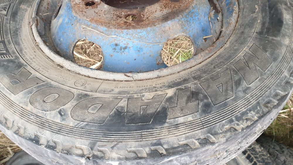 Джанта с гума 215 75 17.5 матадор