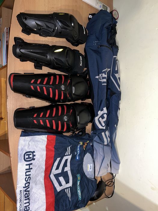 Екипировка Husqvarna S3 с наколенки и налакатници